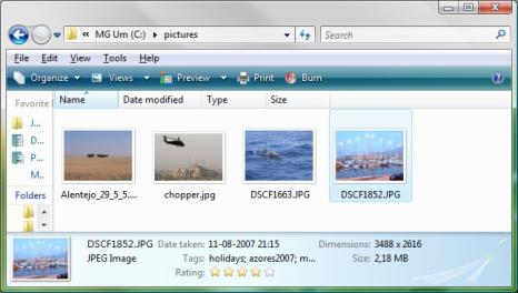 Vista Explorer showing image metadata